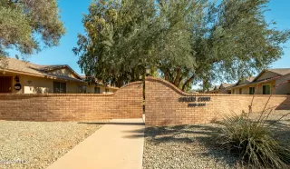 Photo #3: 6838797 Listing