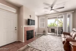 Photo #2: 6838873 Listing