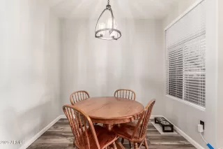 Photo #6: 6838873 Listing