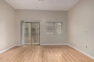 Photo #4: 6839017 Listing