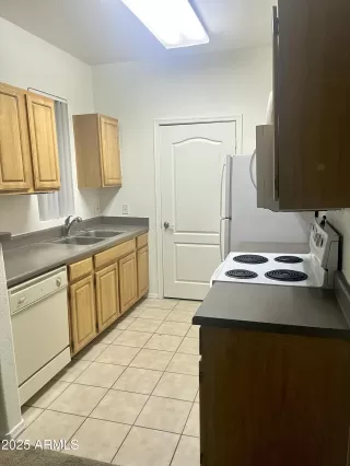 Photo #1: 6839019 Listing 