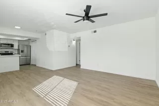Photo #4: 6839038 Listing