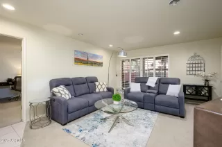 Photo #2: 6839084 Listing 