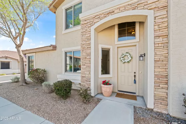 MLS: 6839095 Condo For Sale