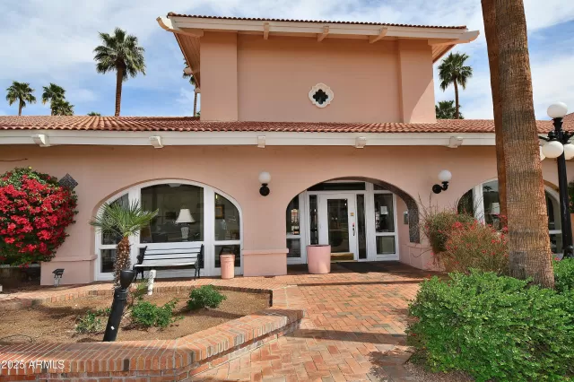 MLS: 6839130 Condo For Sale