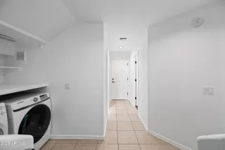 Photo #1: 6839268 Listing 