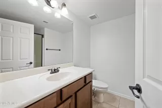 Photo #2: 6839268 Listing 