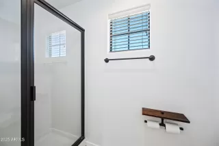 Photo #3: 6839268 Listing 