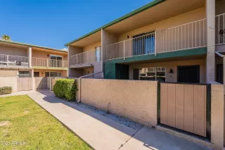 Photo #2: 6839313 Listing