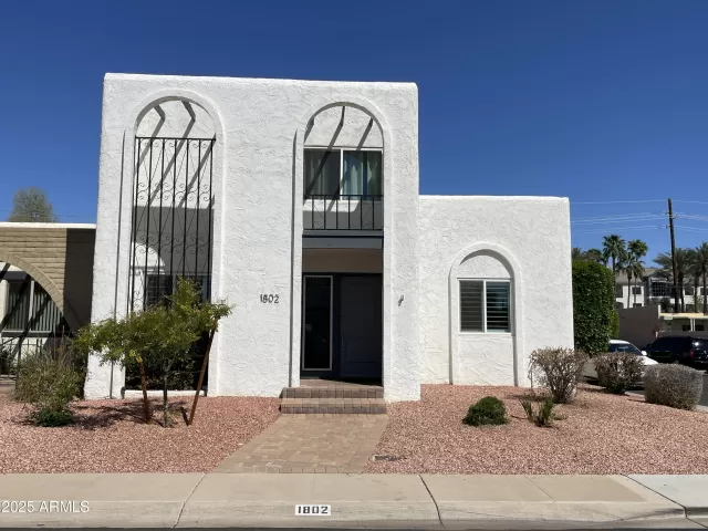 MLS: 6839325 Condo For Sale