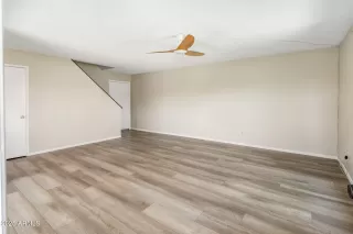 Photo #2: 6839445 Listing