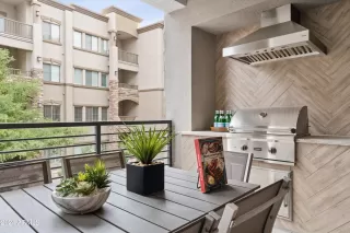 Photo #6: 6839449 Listing