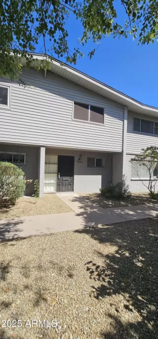 Photo #3: 6839709 Listing 