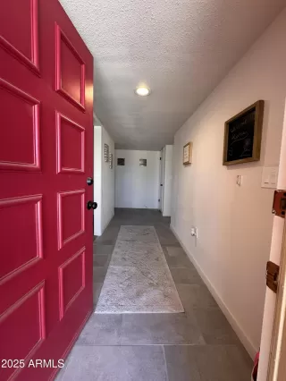 Photo #3: 6839715 Listing