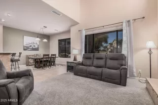 Photo #2: 6839784 Listing 