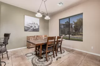 Photo #4: 6839784 Listing 