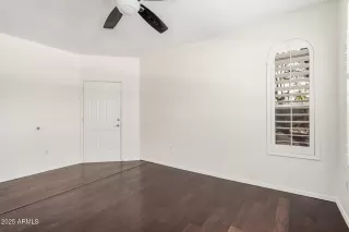 Photo #4: 6840025 Listing 