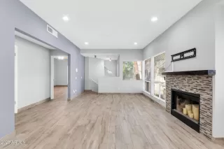 Photo #2: 6840183 Listing 