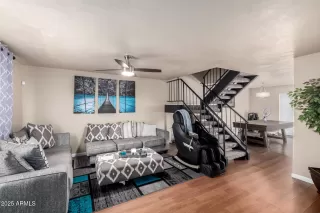 Photo #4: 6840216 Listing 