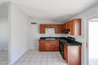 Photo #2: 6840465 Listing