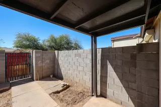 Photo #4: 6840465 Listing