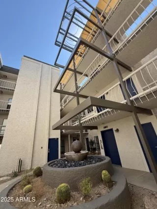 Photo #1: 6840483 Listing