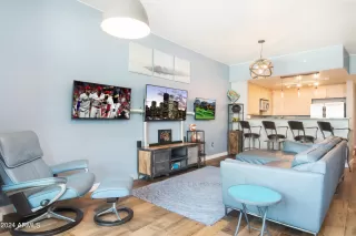 Photo #1: 6840564 Listing 