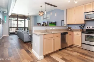 Photo #2: 6840564 Listing 