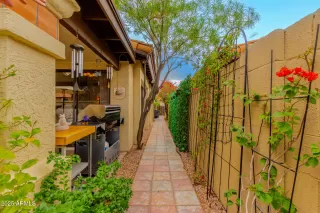 Photo #2: 6840719 Listing 