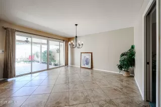 Photo #2: 6840968 Listing