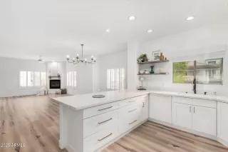 Photo #1: 6841157 Listing 