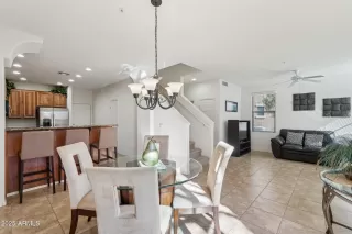 Photo #5: 6841558 Listing 