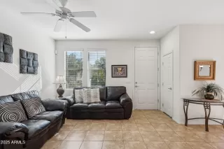Photo #6: 6841558 Listing 