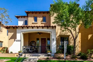 Photo #1: 6841635 Listing 