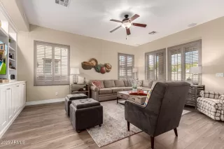 Photo #4: 6841635 Listing 