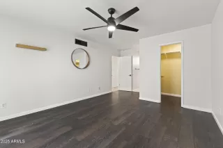 Photo #3: 6841746 Listing 