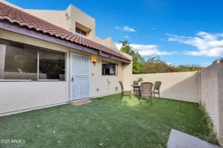 Photo #4: 6841785 Listing 