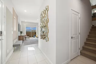 Photo #2: 6841968 Listing