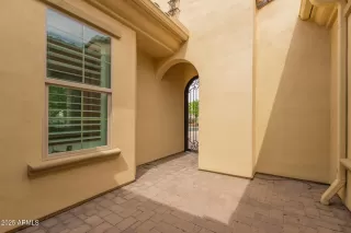 Photo #5: 6841987 Listing 