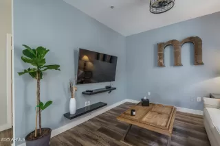 Photo #6: 6842005 Listing 