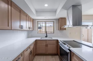 Photo #3: 6842029 Listing