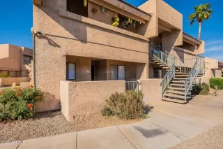 More Details about MLS # 6842242 : 10828 N BILTMORE DRIVE#113