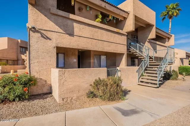 MLS: 6842242 Condo For Sale