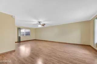 Photo #3: 6842249 Listing