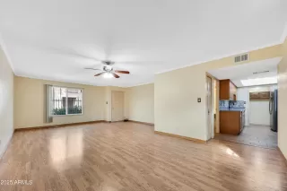 Photo #6: 6842249 Listing