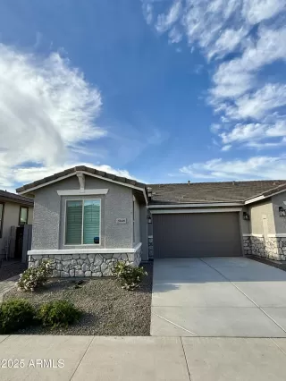 Photo #1: 6842254 Listing 