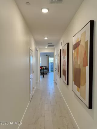 Photo #3: 6842254 Listing 