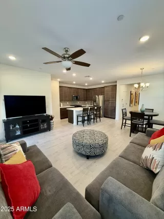 Photo #4: 6842254 Listing 