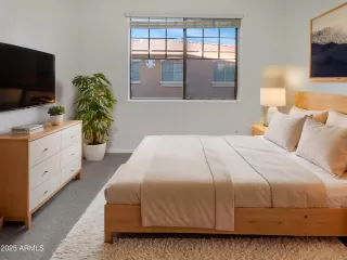 Photo #4: 6842449 Listing 