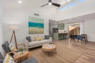 Photo #2: 6842626 Listing